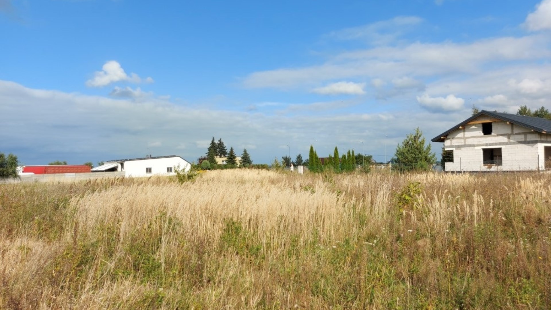 Działka na sprzedaż