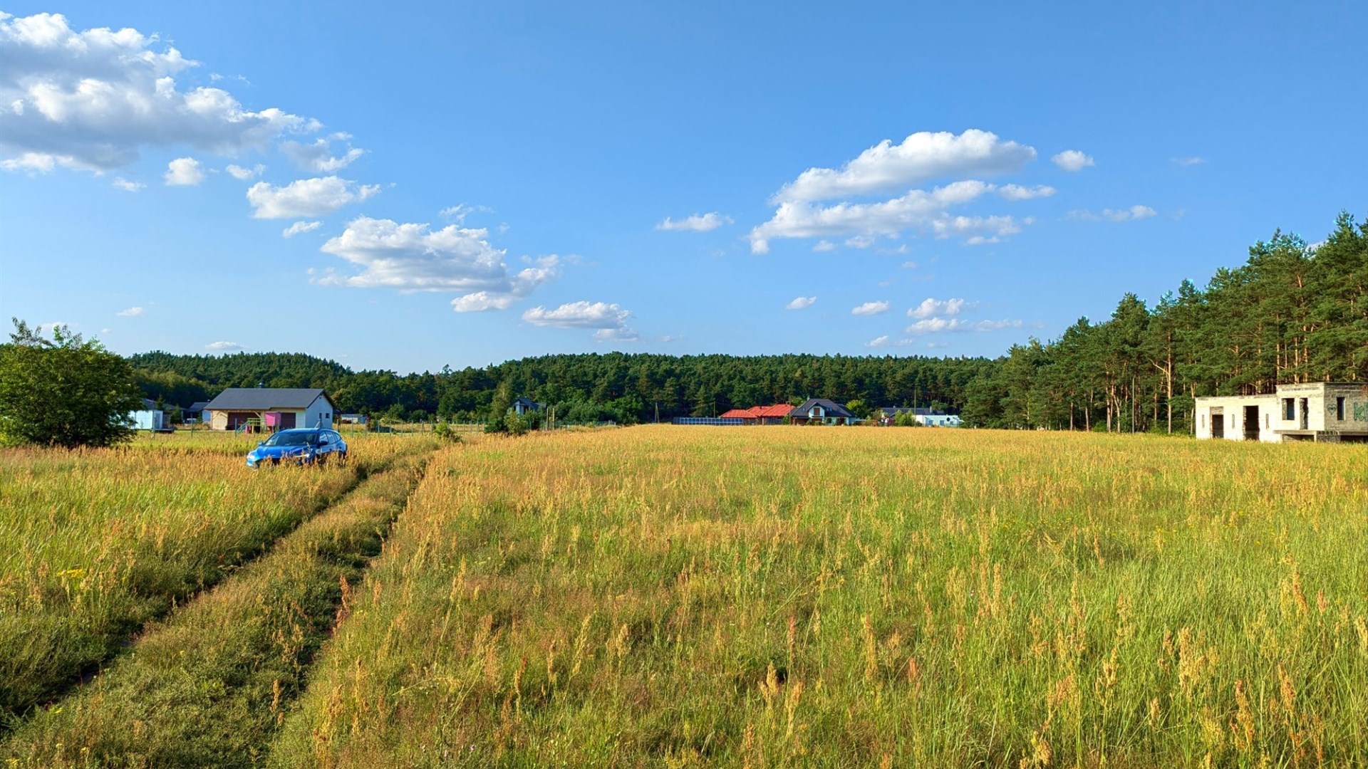 Działka na sprzedaż