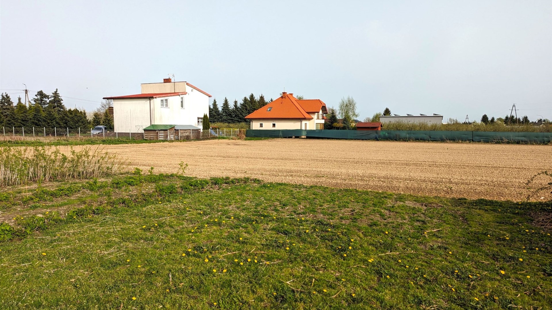 Działka na sprzedaż