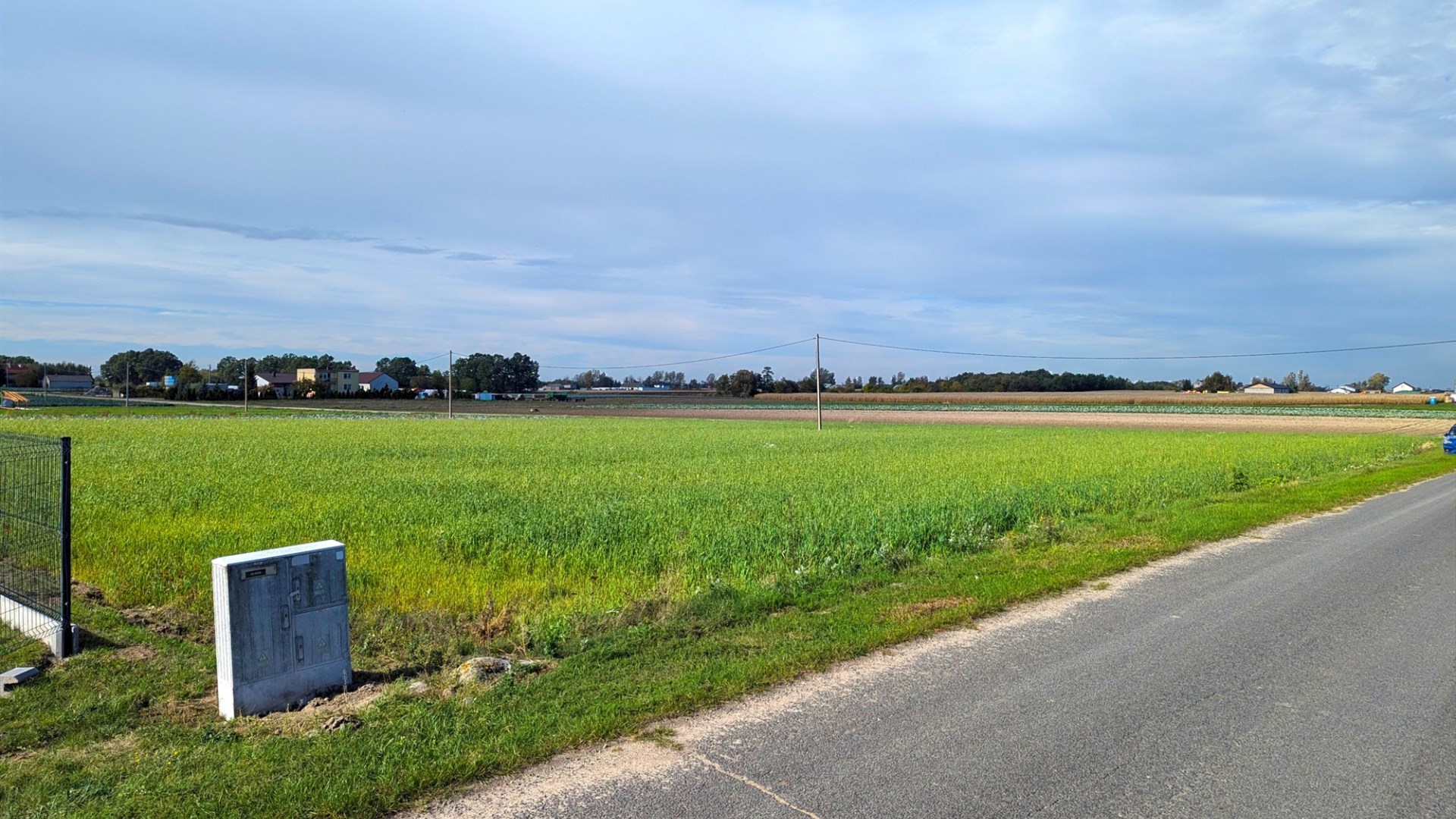 Działka na sprzedaż