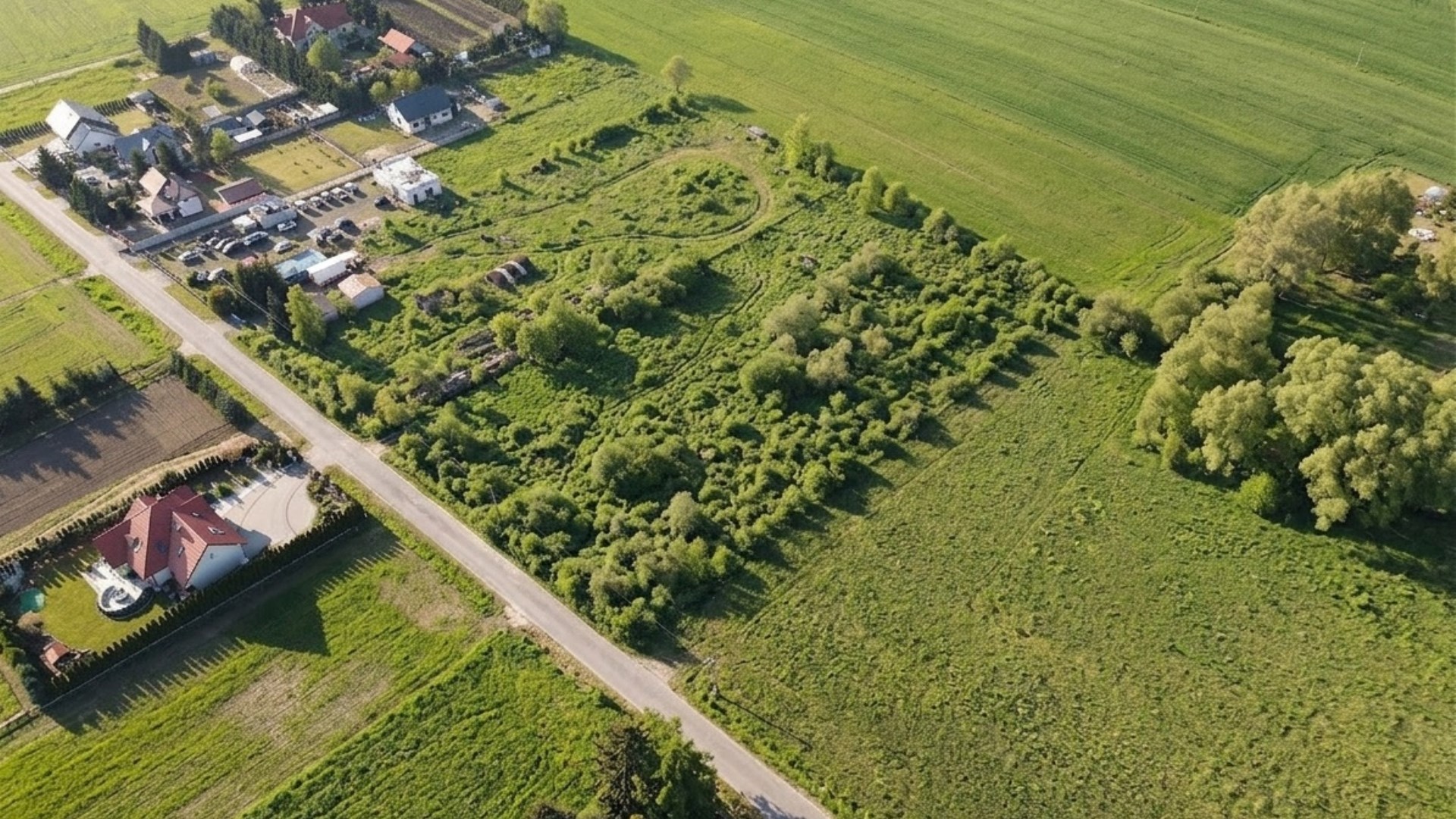 Działka na sprzedaż