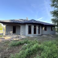Dom na sprzedaż