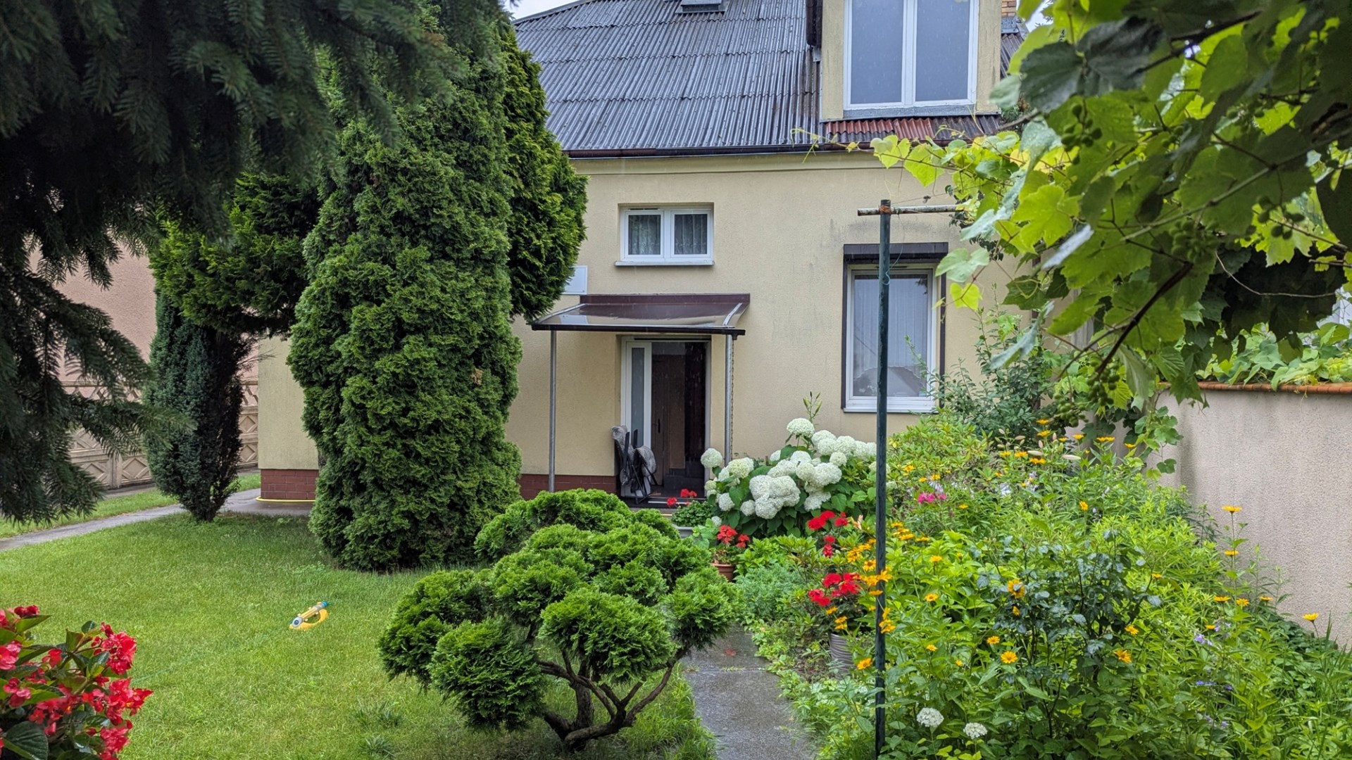 Dom na sprzedaż